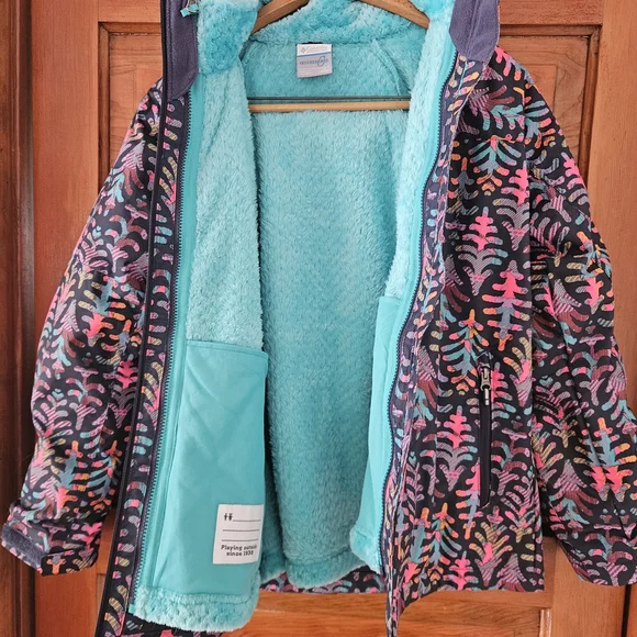 Columbia Girls Clear Mountain Winter Coat - Picture 3 of 11